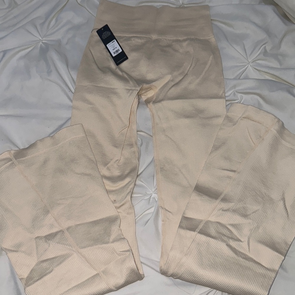 Fashion Nova Legging